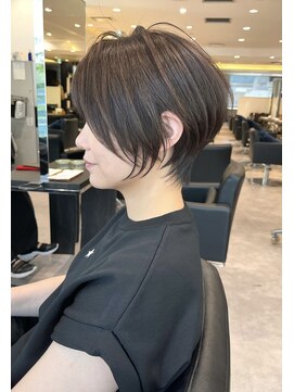 アンド ストーリーズ(&STORIES) 前下がりショート/前髪/絶壁解消/小顔効果/30代/40代【橋本】