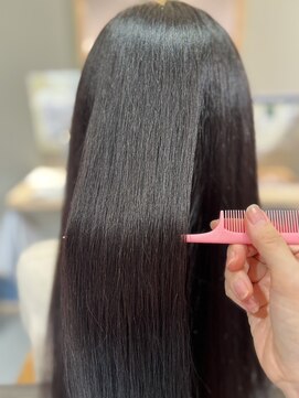 リタ(Rita) 髪質改善ヘアエステ・メンテナンスカット