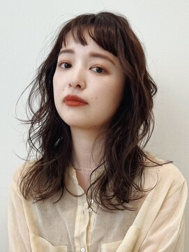 ノイ(noi) 顔周りレイヤーカットグレージュカラーくびれボブベージュカラー