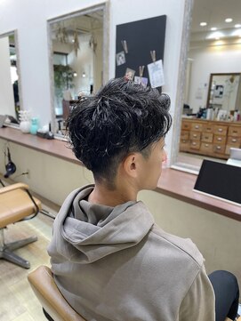 ヤコブ ヘアー(Jacob hair) 大人メンズパーマ