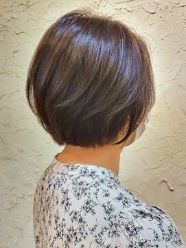 フロール(Flor) 【Flor_戸塚】*ショートボブ＋アッシュブラウン*