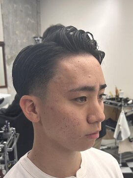 フランクス バーバー ウエストトウキョウ 吉祥寺店(FRANK’S BARBER WEST TOKYO) スパイキーショートブルーブラックフェザーパーマサーフカールY