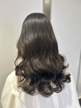 アピッシュ ギンザ(apish ginza) 近下菜央/デジタルパーマ/ロングパーマ/コテ巻き風パーマ