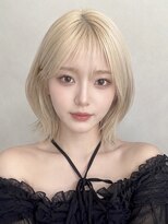 ベル 新宿(Belle)&nbsp;ハッシュカットレイヤーボブ抜きっぱなしブロンドハイトーン新宿