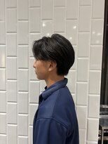 モザミ(MOZAMI)&nbsp;ノーセットで決まる大人のナチュラル毛流れセンターパート