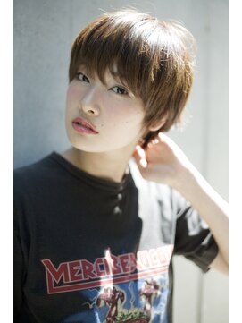 マグノリア(MAGNOLIA) ちょっぴりクールなストレートショートレイヤー