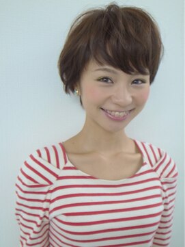 コクーン(Cocoon) カットだけでキマるヘア♪