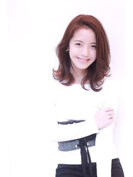 フェリーラメール(FEERIE la mer) 『FEERIE』　ひし形シルエット☆王道ミディアムヘア☆