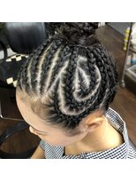 ビューティーサロンワタナベ 本店&nbsp;コーンロウフルデザイン