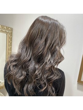 レガシーヘアーデザイン(Legacy hair design) 透明感グレー