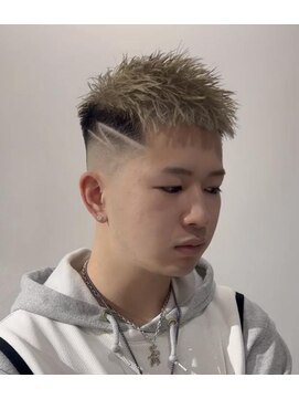 ヒップホップ系 ストリート ラッパー髪型金髪 クロップ L ドルクス 日本橋 Dorcus のヘアカタログ ホットペッパービューティー