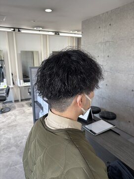 グランツ(Glanz) 大和八木橿原メンズパーマツイスパ無造作