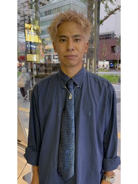 アッドバイケーツー 心斎橋(add by k-two Men's) ホワイトベージュ×スパイキーショート