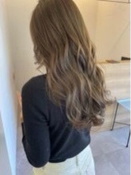 ニルス(nils) シナモンベージュ