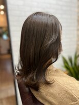 ハサミバイアトリエナガノ 千葉(8sami by atelier nagano)&nbsp;ショートボブ/センターパート/ツヤ髪/グラデーション/イヤリング