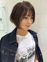 タブーセントラル(TABOO Central)&nbsp;レイヤーボブ/白髪ぼかしカラー/Aujuaトリートメント