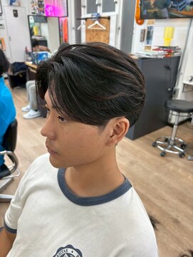 グッドタイムエフティフィフス 横浜西口(GoodTimes ft.fifth) 横浜西口センタパートニュアンスパーマツーブロックメンズパーマ