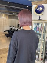 コワファースト 大分(COIFF1RST)&nbsp;くすみパープルピンクカラーの切りっぱなしボブ