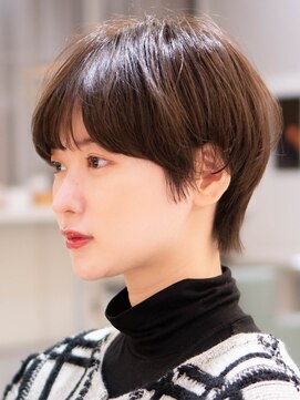 サーカス バイ ビュートリアム 青山(CIRCUS by BEAUTRIUM) マッシュショート ダークアッシュ 似合わせカット