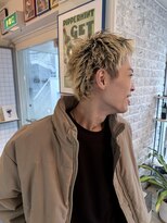 ヘアー アレス(hair ales)&nbsp;刈り上げセンターパート　波巻きツイストスパイラルサーフカール