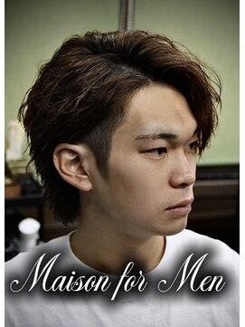 メゾンフォーメン トアロード(Maison for men TorRoad) ７、３縦落ちスパイラルパーマ