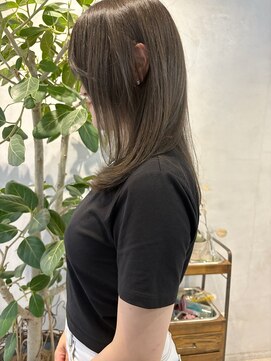 ミント(mint) ☆オリーブグレージュ☆オリーブベージュ☆レイヤーカット
