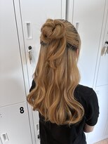 リュクスフォーヘアー アヴェダ(LUXE for hair AVEDA)&nbsp;20代女性×ヘアセット×ハーフアップ