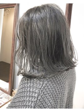 ヘアーアンドアトリエ マール(Hair&Atelier Marl) 【Marl】グレージュカラーの抜け感ロブスタイル♪