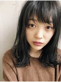 暗髪ミディ×パーマ