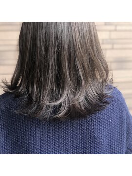 ウルム 蕨西口(ULUM) 【落合優香】みんなに愛されるアッシュグレーカラー