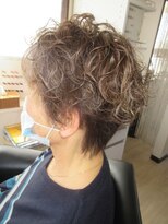 コアフィールフィス(COIFFURE fils)&nbsp;【M3D見附今町】ショートカーリー