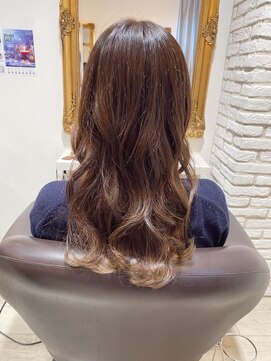 アルーシェ 錦糸町店(Alushe) ミルクティーベージュ