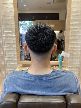 タカミ 荒子店(TAKAMI) スキンフェードショート