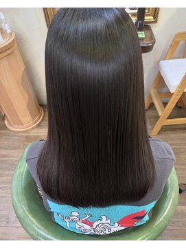 ベレッタ 枚方店(veretta.) 艶感×サラサラ　感動ストレート　山本綾香/縮毛矯正/髪質改善