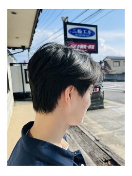 アーマイゼ(Ameise) センター分け/ショート