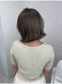 透明感溢れるくすみベージュ×レイヤーカット×秋色【ayana】