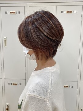 アッシュ 町田駅前通り店(Ash) 【Ash町田駅前通り店 西尾美妃】大人ショートボブ