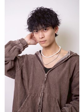 ルフュージュ バイ プロデュース 相模大野店(Refuge by Produce) メンズパーマ