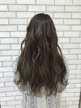 アッシュ 戸田公園店(Ash) グレーパール×ハイライトカラー