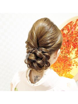 アンフィドットドゥルドゥ(AnFye.dueldo) 【AnFye.dueldo]綺麗目アップアレンジ