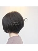 ショートボブ