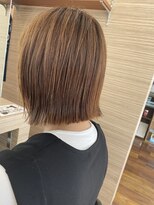 アローズソワン(HELLO'S SOIN) ぱつっと前下がりボブ