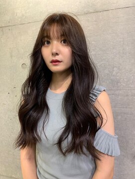 ザ ドット(THE DOT) 顔周りカット　切りっぱなし　透明感カラー