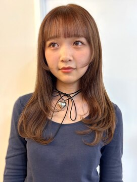 パーク 福岡天神西通り店(parc) 顔周りカット　レイヤーカット　ベージュ　艶カラー　ロングヘア
