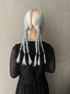 ニキータ(Nikiita) roots × arrange.