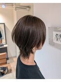 くびれショートウルフ