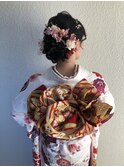 編み込み 大きめ シニヨン 振袖 成人式 ヘアアレンジ