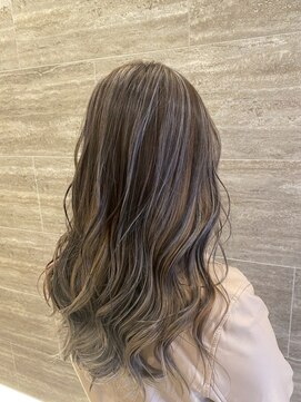 モア(more) 【栄矢場町】細めハイライト×ナチュラルカラー