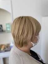 ルーツ(Roots)&nbsp;バックの丸みをつけるカットで女性らしさカット