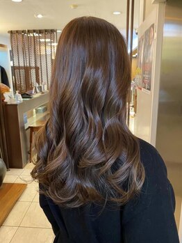 ナナナパレナ 梅田店(nanana parena)の写真/【髪質改善専門サロン】トレンドに合わせたカラーデザインが好評♪ツヤと透明感が続く髪質改善カラー